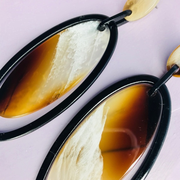 🆑 Orbital Oval Dangles in Black and Brown - Picture 7 of 7